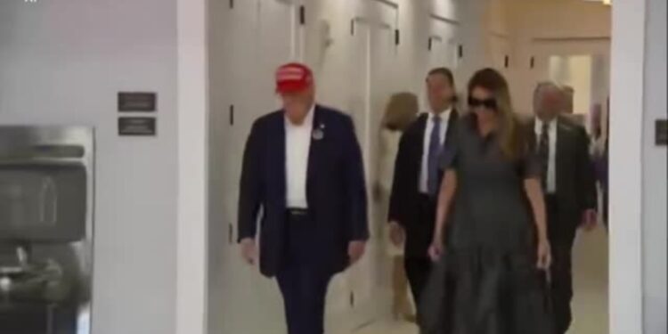 Líderes aliados a EEUU felicitan a Donald Trump