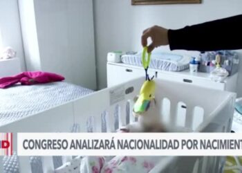 ¿Podrá Trump derogar el derecho a la nacionalidad estadounidense por nacimiento?