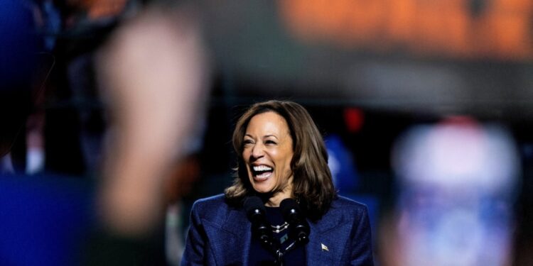 Kamala Harris, la actual vicepresidente de los EEUU, podría convertirse en la primera mujer en ocupar el cargo más importante de la nación