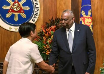 EEUU y Filipinas firman un pacto para compartir inteligencia militar y tecnología armamentística