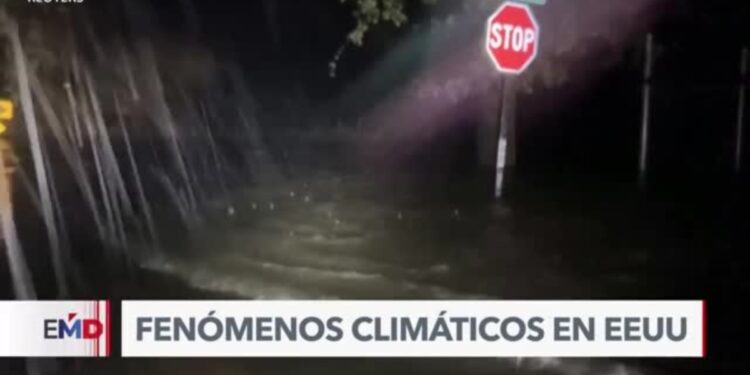 Bomba ciclónica golpea la costa oeste, tormenta invernal azota el noreste de EEUU