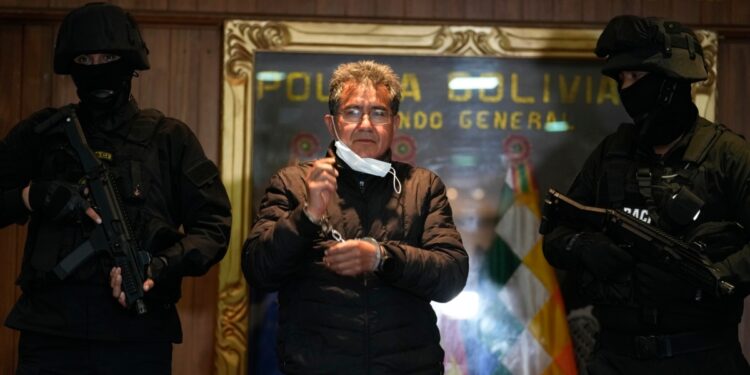 Alto tribunal de justicia de Bolivia autoriza extradición de exjefe antidrogas a EEUU