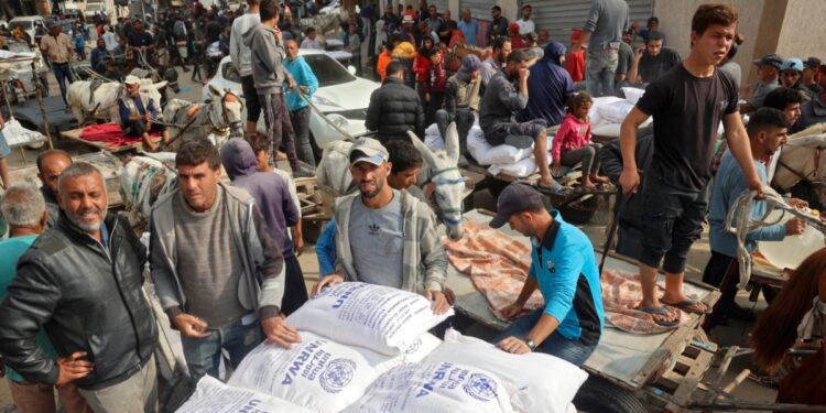 Israel notifica a la ONU que no cooperará con organismo para refugiados palestinos tras nueva legislación