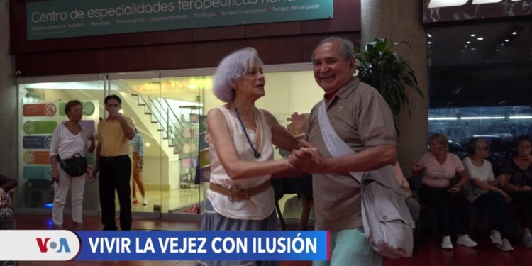 En Caracas, un club de ancianos enseña a vivir la vejez con ilusión