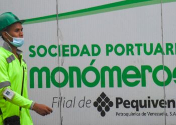 ¿Por qué Colombia se opone a la venta de Monómeros por parte de Venezuela?