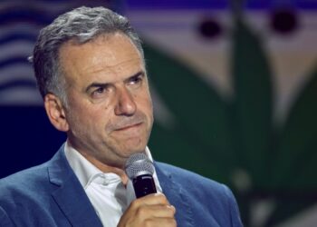 Triunfo de Orsi marca el regreso de la izquierda al poder en Uruguay; promete gobierno de unidad