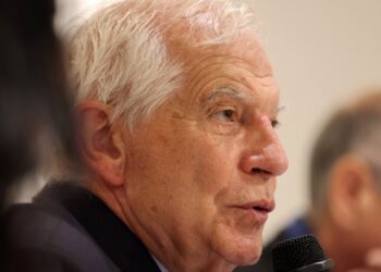 Las órdenes de la Corte Penal Internacional son vinculantes y la UE no puede elegir: Borrell