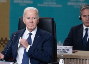 Biden se reúne con los líderes de Japón y Corea del Sur