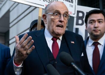Nueva York: Se espera incautación en apartamento de Rudolph Giuliani tras incumplir plazo de entrega de bienes