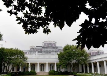 una costumbre para recibir a un nuevo presidente en EEUU