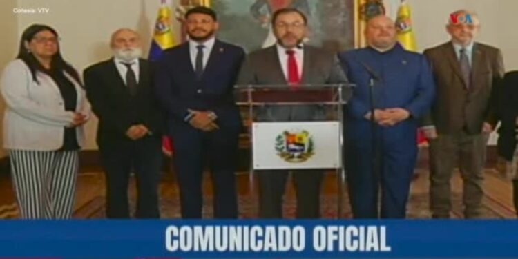 Gobierno venezolano tilda de “ridículo” reconocimiento de EEUU a Edmundo González como presidente electo