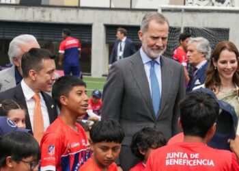 Inician Cumbre Iberoamericana en Ecuador con sólo 3 de 22 mandatarios invitados
