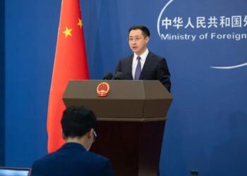 China llamó a la calma a Putin tras revisión de la doctrina nuclear rusa