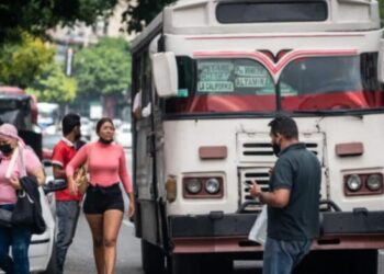 El primero de diciembre entrará en vigencia aumento del pasaje urbano