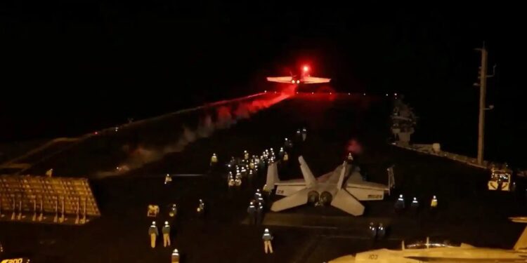 Estados Unidos lanza un ataque aéreo en Yemen y deja tres heridos en bastión de Al Qaeda