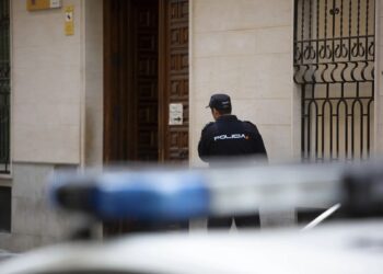 Detenido el jefe antiblanqueo de la Policía española con 20 millones de euros ocultos en la pared de su casa