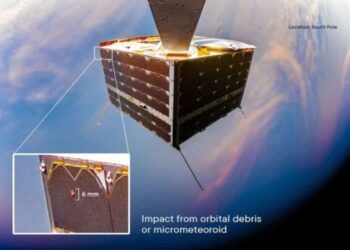 Un satélite sobrevive al impacto de la basura espacial y se toma una imagen reveladora de los daños