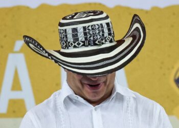 Controversia entre ELN y Petro muestra que negociación de paz está en «peligro», según expertos