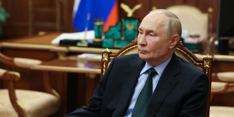 Putin firma una nueva doctrina que facilita el uso de armas nucleares