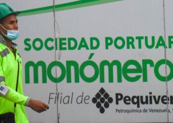 Régimen de Maduro estaría negociando la venta de Monómeros; Petro se opone a última hora