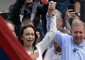 Oposición venezolana convoca a masiva protesta global en rechazo al régimen de Maduro