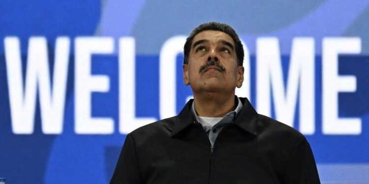 Maduro busca aliados para evadir las sanciones y dejar de depender del dólar