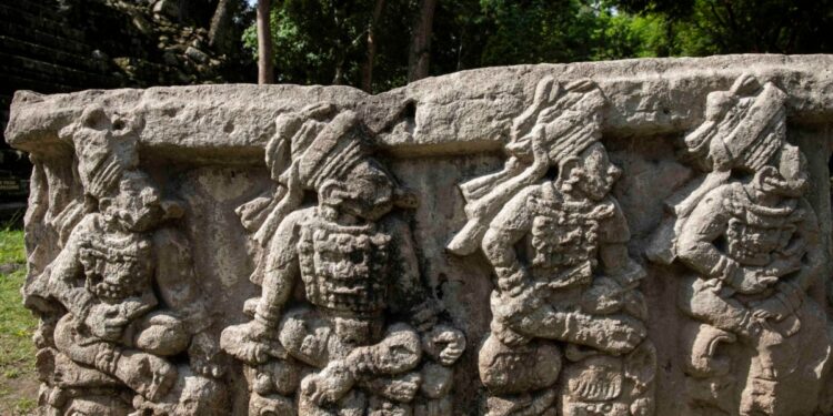 Arqueólogos hallan canales de 4.000 años usados para pescar por predecesores de los antiguos mayas