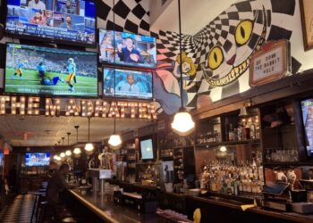 Restaurantes y bares en la región de Washington se preparan para noche de resultados electorales