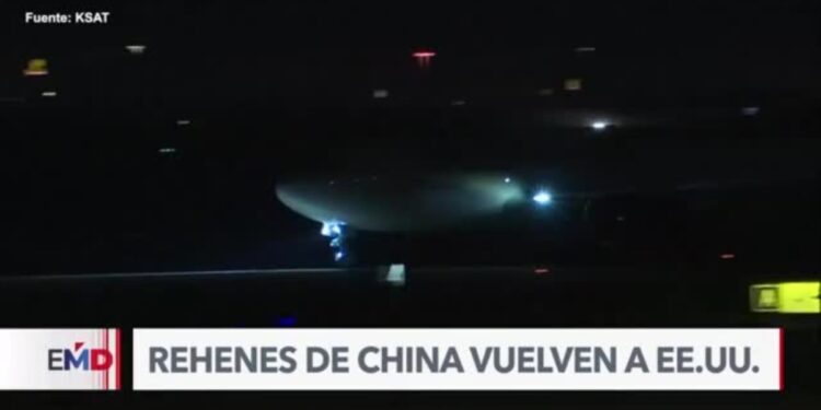 Tres estadounidenses liberados por China regresan a Texas