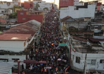 Caravana de migrantes rumbo a EEUU pierde fuerza ante triunfo de Trump
