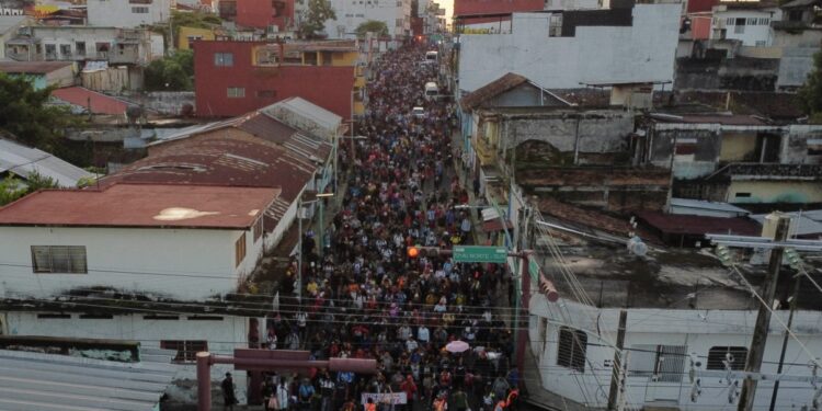 Caravana de migrantes rumbo a EEUU pierde fuerza ante triunfo de Trump