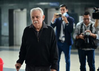 Abren juicio a expresidente Cristiani y 9 militares imputados en matanza de sacerdotes