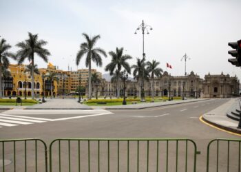 Autoridades peruanas blindan Lima por cumbre APEC y en medio de amenazas de protestas
