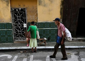 Cuba sube cinco veces el valor de los impuestos por compra y venta de casas