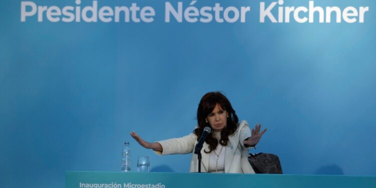 Cristina Fernández más cerca de presidir el peronismo opositor en Argentina