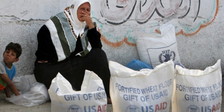 El comisionado general de UNRWA denuncia la hambruna y escasez en la Franja de Gaza