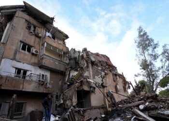 Autoridades israelíes votaran hoy sobre un posible alto el fuego en Gaza y el Líbano