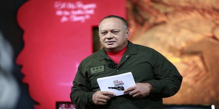 Diosdado Cabello sobre incidentes en escuelas tras “challenges”: “Llegará el momento que tendremos que regular el uso de las redes sociales”