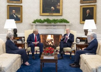 Migrantes venezolanos en lupa de asesores de Trump