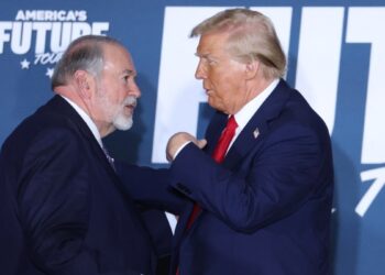 Trump nomina a Mike Huckabee como embajador en Israel