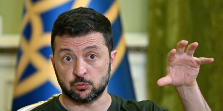 El presidente de Ucrania considera que el apoyo de las fuerzas norcoreanas a Rusia abre una “nueva página de inestabilidad mundial”.