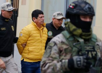 Detienen a máximo dirigente del fútbol de Perú, investigado por integrar un presunto grupo criminal