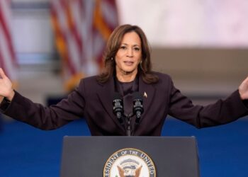 La vicepresidente de EEUU, Kamala Harris, reconoce el triunfo electoral del ahora presidente electo Donald Trump