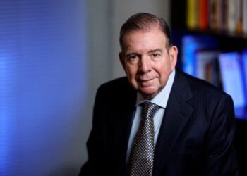 EEUU afirma que dio tiempo a Maduro para rectificar antes de reconocer a opositor como presidente