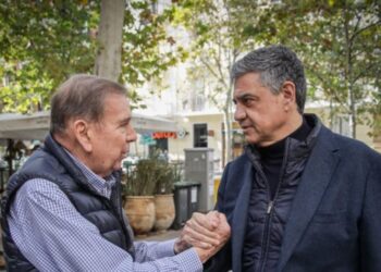 Edmundo González recibe respaldo del alcalde de Buenos Aires tras reunión en España