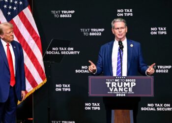 Trump elige como secretario del Tesoro a Scott Bessent, exgestor de fondos de Soros