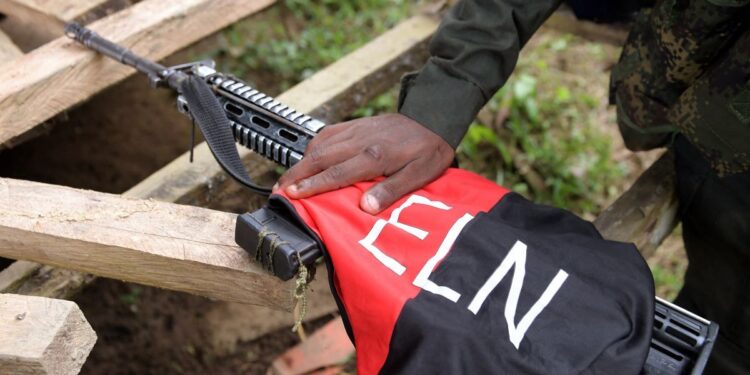 ELN decreta paro armado en Colombia durante negociaciones con el gobierno