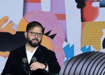 Boric promulga una ley que restringe los funerales de narcotraficantes