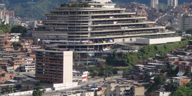 Opositores presos están sometidos a procesos oscuros pendientes de condena