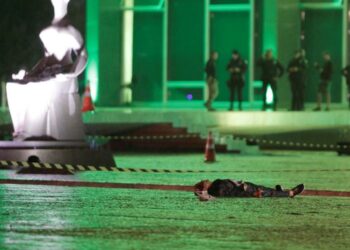 Hombre cargado de explosivos fallece tras su intento de entrar en Supremo en Brasilia